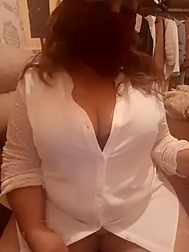 mayakhalyfaa online show from October 31, 2025, 12:29 am