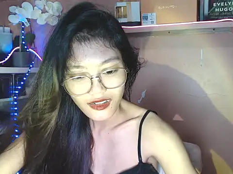 skinny gracie online show from December 1, 2025, 2:56 am