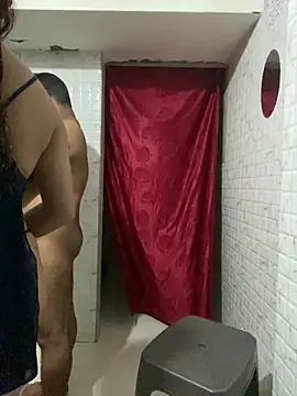 Snapshot of MONA_0213 chatting on September 11, 2025, 6:52 pm MONA 0213 online show from September 11, 2025, 6:52 pm