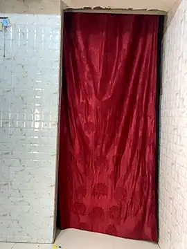 Snapshot of MONA_0213 chatting on September 24, 2025, 5:41 pm MONA 0213 online show from September 24, 2025, 5:41 pm