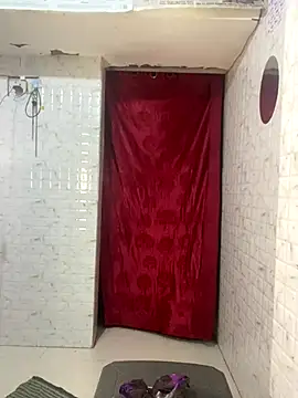 Snapshot of MONA_0213 chatting on October 15, 2025, 7:11 pm MONA 0213 online show from October 15, 2025, 7:11 pm