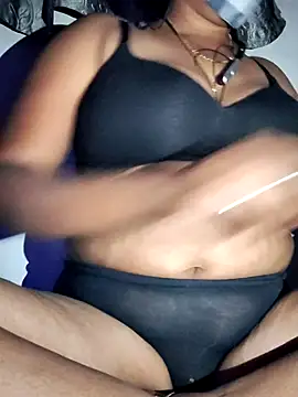 Snapshot of ruhistrip1265 chatting on November 29, 2025, 7:14 pm ruhistrip1265 online show from November 29, 2025, 7:14 pm