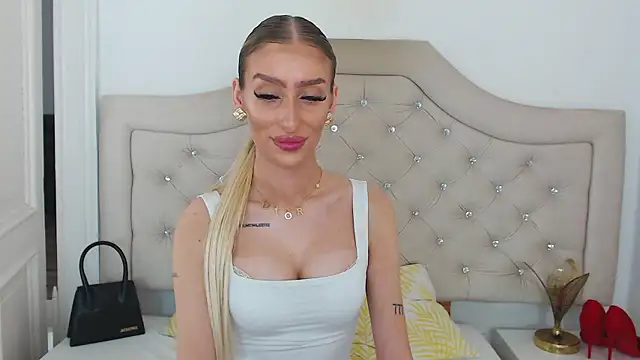 Snapshot of NatalieSensual chatting on January 10, 2026, 11:49 am NatalieSensual online show from January 10, 2026, 11:49 am