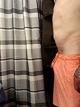 Snapshot of ShawnandDani7074 chatting on March 7, 2026, 9:53 pm ShawnandDani7074 online show from March 7, 2026, 9:53 pm