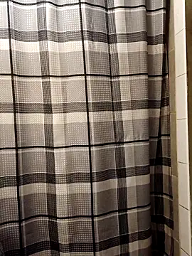 Snapshot of ShawnandDani7074 chatting on March 15, 2026, 10:39 pm ShawnandDani7074 online show from March 15, 2026, 10:39 pm