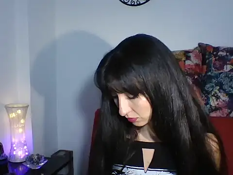 Snapshot of a_miss chatting on December 16, 2025, 12:15 am a miss online show from December 16, 2025, 12:15 am