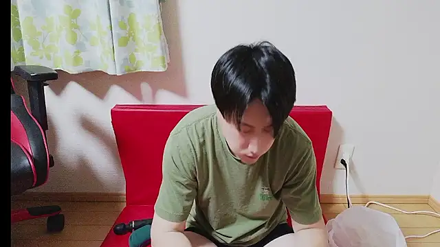 Snapshot of oyu_kun chatting on February 22, 2026, 1:24 pm oyu kun online show from February 22, 2026, 1:24 pm