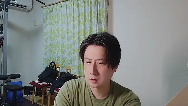 Snapshot of oyu_kun chatting on March 30, 2026, 10:06 am oyu kun online show from March 30, 2026, 10:06 am