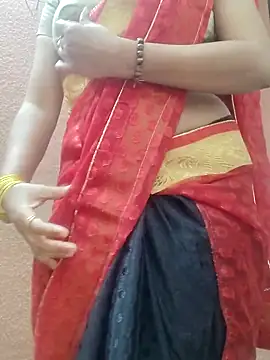 Hot-rima online show from February 10, 2026, 5:17 am