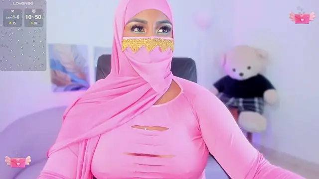 Snapshot of yasmin_elite chatting on November 16, 2025, 1:10 am yasmin elite online show from November 16, 2025, 1:10 am