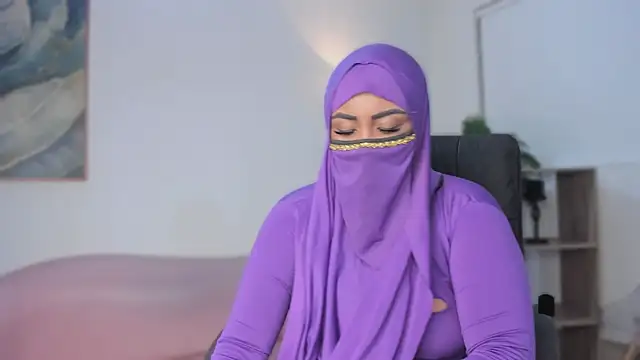 Snapshot of yasmin_elite chatting on December 1, 2025, 9:54 am yasmin elite online show from December 1, 2025, 9:54 am