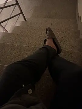 Snapshot of Veiny__Cock chatting on December 5, 2025, 3:10 pm Veiny Cock online show from December 5, 2025, 3:10 pm