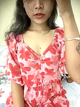 Snapshot of Snaya-baby chatting on November 11, 2025, 4:13 pm Snaya-baby online show from November 11, 2025, 4:13 pm