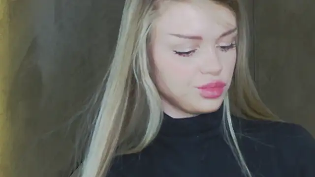 Snapshot of MarilynNova chatting on April 2, 2026, 5:25 am MarilynNova online show from April 2, 2026, 5:25 am