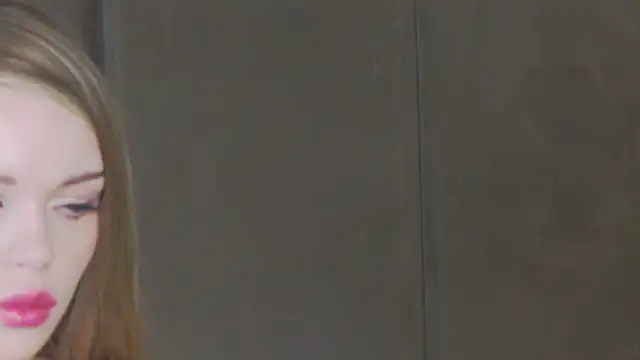 Snapshot of MarilynNova chatting on April 12, 2026, 4:27 am MarilynNova online show from April 12, 2026, 4:27 am