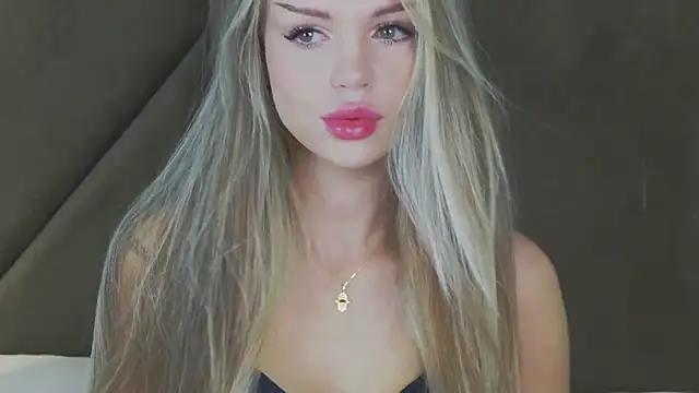 Snapshot of MarilynNova chatting on April 11, 2026, 4:31 am MarilynNova online show from April 11, 2026, 4:31 am