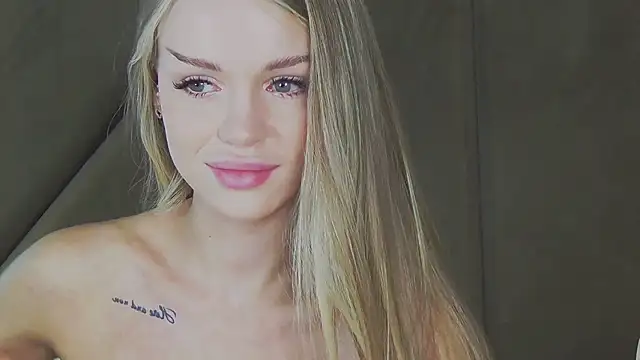 Snapshot of MarilynNova chatting on April 10, 2026, 5:58 am MarilynNova online show from April 10, 2026, 5:58 am