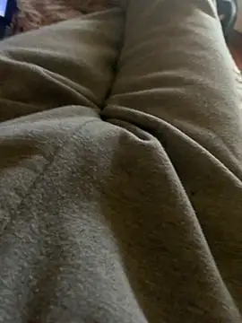 Snapshot of MuzzyFacing chatting on February 7, 2026, 1:30 pm MuzzyFacing online show from February 7, 2026, 1:30 pm