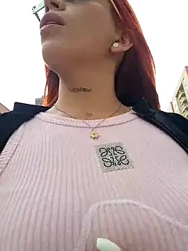 Alis xxx online show from January 14, 2026, 7:39 pm