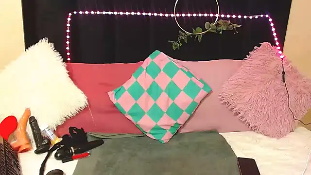 Snapshot of AmazingDarkDoll chatting on November 21, 2025, 4:06 pm AmazingDarkDoll online show from November 21, 2025, 4:06 pm