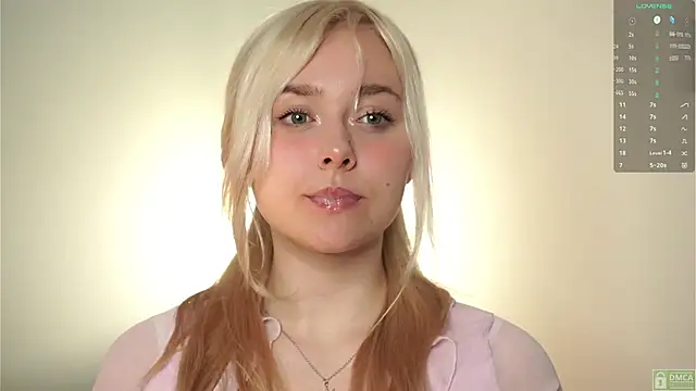 Snapshot of AccaCroyle chatting on November 7, 2025, 8:13 pm AccaCroyle online show from November 7, 2025, 8:13 pm