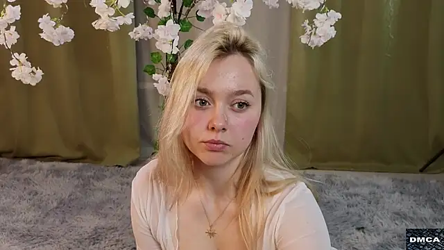 Snapshot of AccaCroyle chatting on November 2, 2025, 8:14 pm AccaCroyle online show from November 2, 2025, 8:14 pm