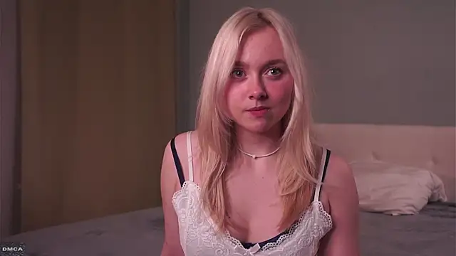 Snapshot of AccaCroyle chatting on November 27, 2025, 8:20 pm AccaCroyle online show from November 27, 2025, 8:20 pm