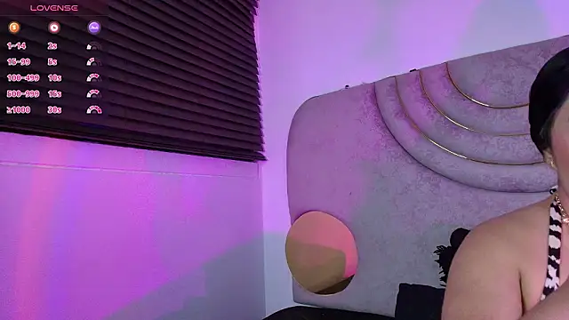 Snapshot of Samy_Grey01 chatting on February 2, 2026, 4:55 am Samy Grey01 online show from February 2, 2026, 4:55 am