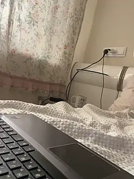 Snapshot of missevacrystal chatting on October 16, 2025, 9:17 am missevacrystal online show from October 16, 2025, 9:17 am