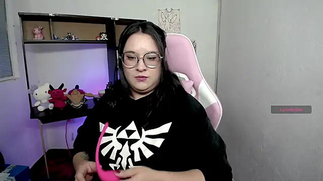 Snapshot of _Jaade_p_ chatting on October 6, 2025, 1:29 am  Jaade p  online show from October 6, 2025, 1:29 am