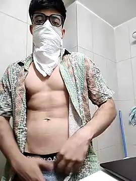 mrmasseur06 online show from May 31, 2026, 6:31 pm