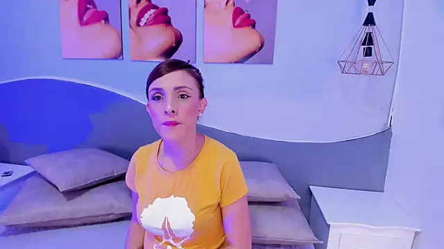 Snapshot of Nicol_89_ chatting on February 21, 2026, 11:45 am Nicol 89 online show from February 21, 2026, 11:45 am