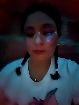 Lily-o online show from November 4, 2025, 10:46 pm