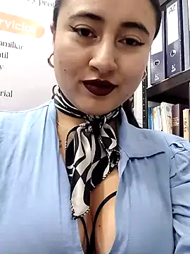 AMATISTA  16 online show from April 13, 2026, 12:20 pm