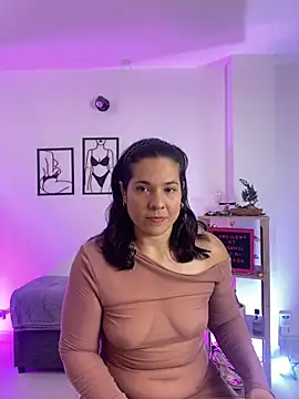 leiablack online show from December 14, 2025, 11:05 am