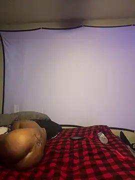 Triggerhappycj100 online show from November 4, 2025, 6:01 pm