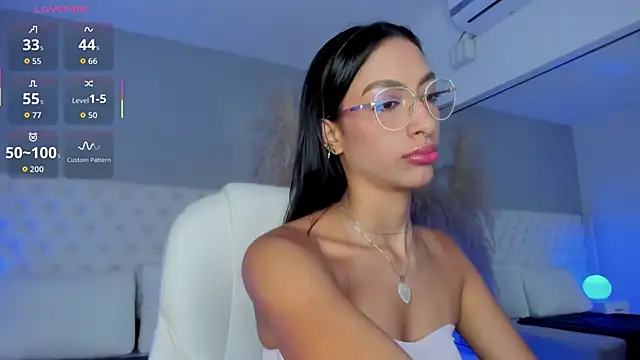 Snapshot of Ebonysweet__ chatting on June 4, 2026, 8:57 pm Ebonysweet online show from June 4, 2026, 8:57 pm