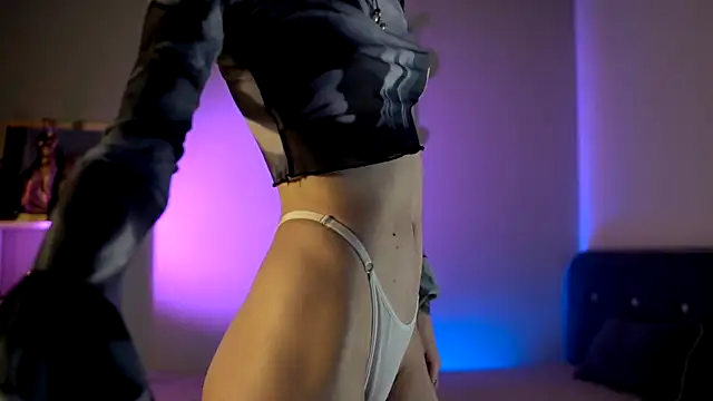 Snapshot of WendyGilber chatting on September 10, 2025, 7:51 am WendyGilber online show from September 10, 2025, 7:51 am