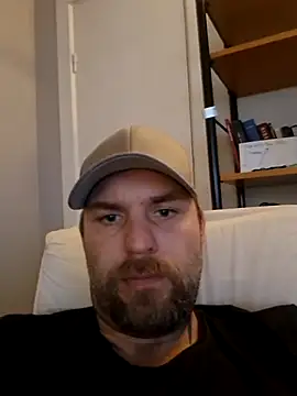 Snapshot of Bamse28 chatting on May 3, 2026, 6:07 am Bamse28 online show from May 3, 2026, 6:07 am