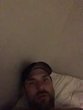 Snapshot of Bamse28 chatting on July 20, 2026, 9:28 pm Bamse28 online show from July 20, 2026, 9:28 pm