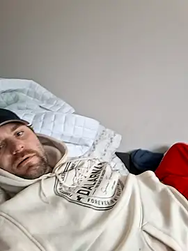 Bamse28 online show from February 25, 2026, 7:52 am