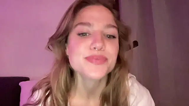 Snapshot of sweetceeme chatting on February 6, 2026, 1:45 am sweetceeme online show from February 6, 2026, 1:45 am