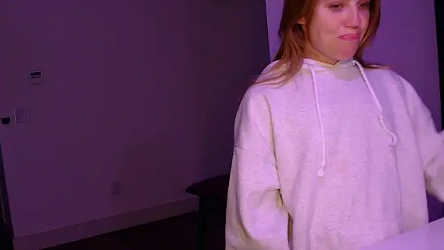 Snapshot of sweetceeme chatting on February 24, 2026, 1:39 am sweetceeme online show from February 24, 2026, 1:39 am