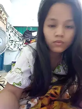 Snapshot of Anny-ly chatting on October 4, 2025, 12:28 pm Anny-ly online show from October 4, 2025, 12:28 pm