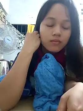 Snapshot of Anny-ly chatting on October 14, 2025, 3:01 pm Anny-ly online show from October 14, 2025, 3:01 pm