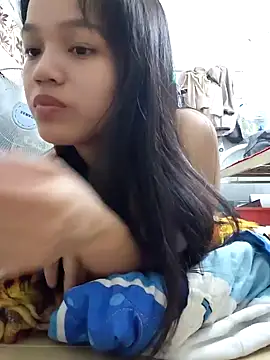 Snapshot of Anny-ly chatting on October 15, 2025, 4:11 am Anny-ly online show from October 15, 2025, 4:11 am