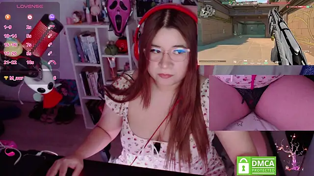 Snapshot of Pink_girl0n chatting on December 3, 2025, 10:09 pm Pink girl0n online show from December 3, 2025, 10:09 pm