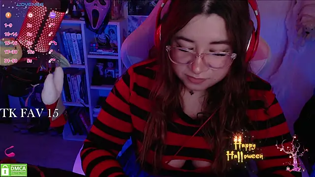 Snapshot of Pink_girl0n chatting on October 31, 2025, 10:49 pm Pink girl0n online show from October 31, 2025, 10:49 pm