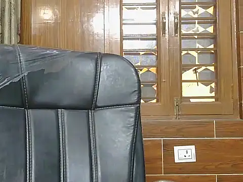 Snapshot of Diyaa_Singh chatting on April 26, 2026, 5:27 am Diyaa Singh online show from April 26, 2026, 5:27 am