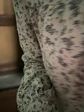 modelnishu online show from May 31, 2026, 5:57 am